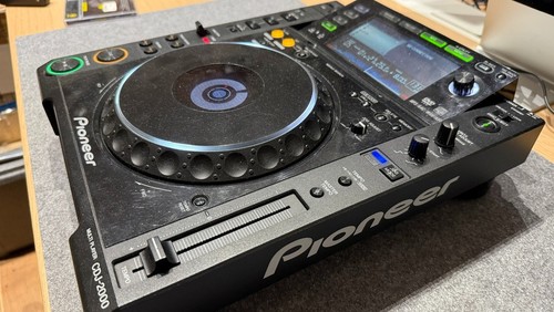Pioneer cdj 2000 - pioneer, professional